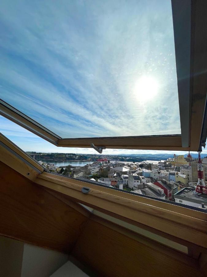 Moderno Piso Con La Mejor Terraza De Ribadeo Y Vistas Maravillosas Exteriör bild