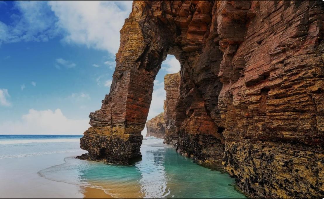 Moderno Piso Con La Mejor Terraza De Ribadeo Y Vistas Maravillosas Exteriör bild